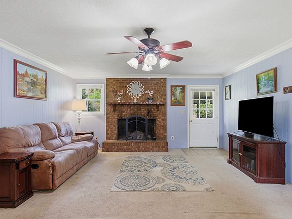 5th image of 115 Northgate Cir