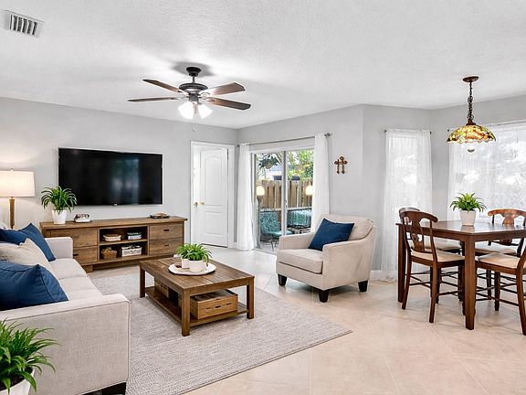 5th image of 11240 Reveille Road