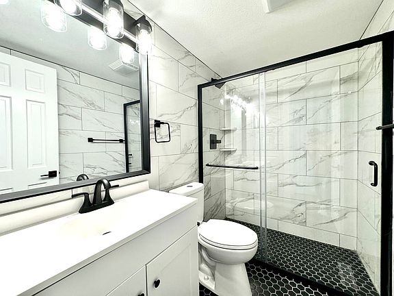 5th image of 4724 Belleview Ave APT 1