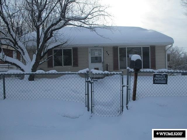 1st image of 414 Hillcrest Way