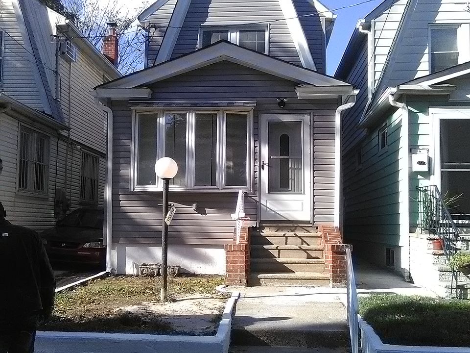 1st image of 55-17 116th Dr