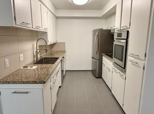 1138 Hacienda Pl #503, West Hollywood, CA 90069