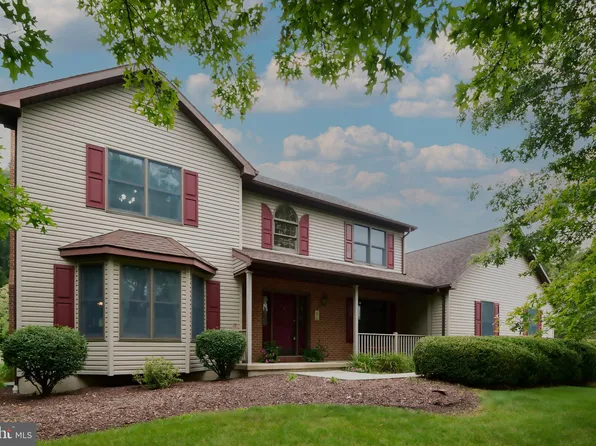 351 Shanelly Dr, Port Matilda, PA 16870