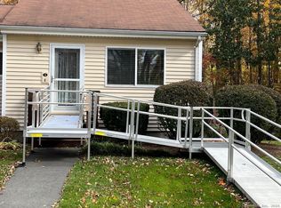 4 Stone Pond Rd #4, Tolland, CT 06084