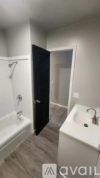 2 bed, 720 sqft, $964 — Photo 4