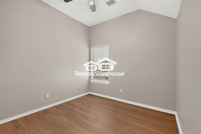 619 Ridgemont Dr — Photo 32