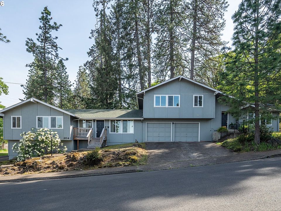 1st image of 202/204 E 36th Ave