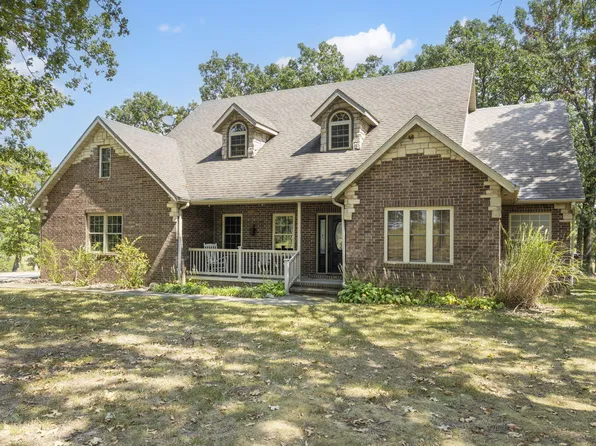 777 E Dade 172, Everton, MO 65646