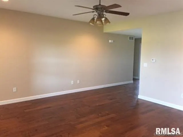 2 bed, 1600 sqft, $2,200 — Photo 2