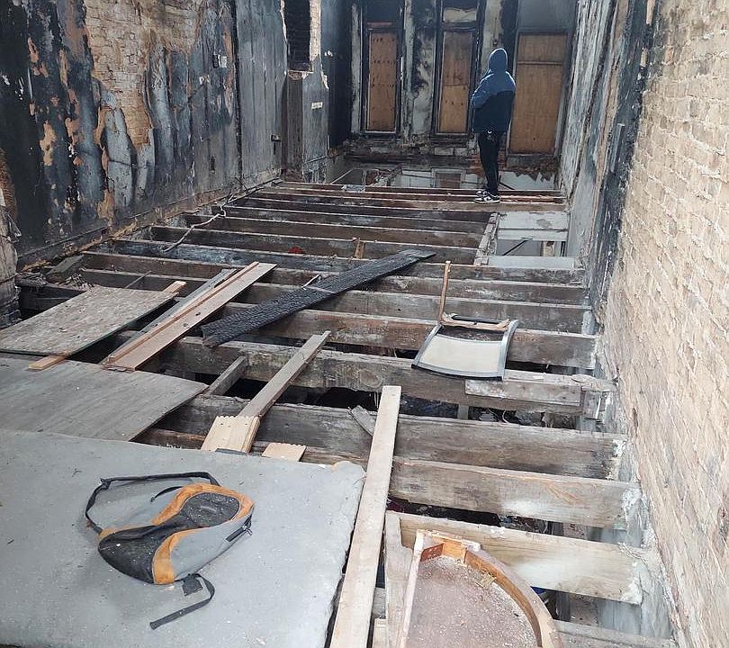 2nd image of 2132 Wilkens Ave
