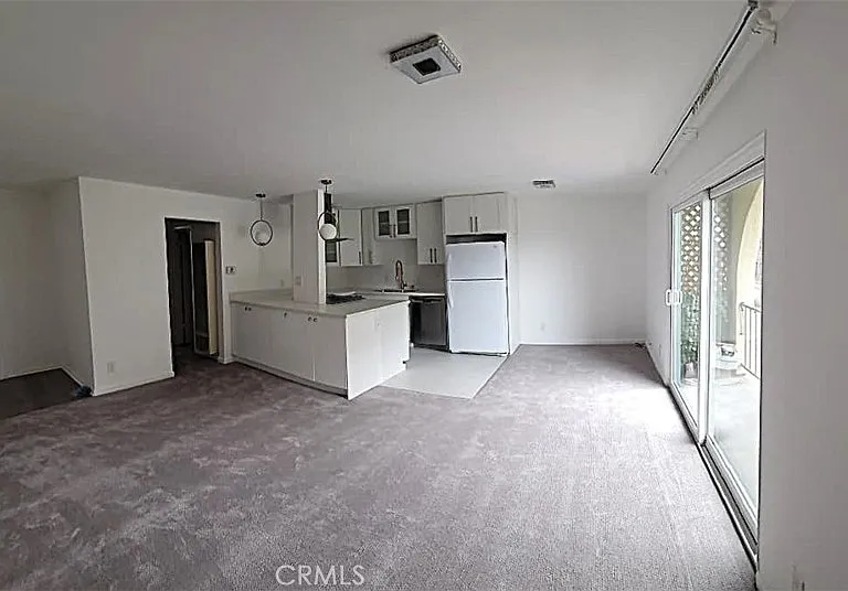 2311 4th St #306 — Photo 11