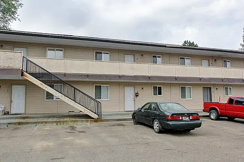 551 N Moffatt Ave #7 Photo 1