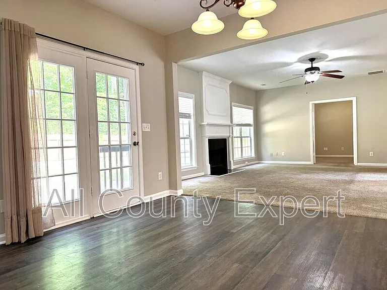 1794 Taylor Oaks Dr — Photo 15