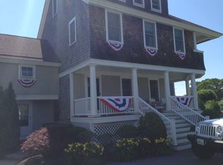 250 Allston Ave, Middletown, RI 02842