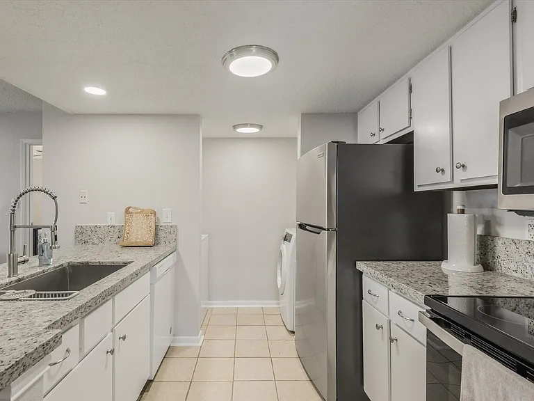260 El Dorado Blvd #2708 — Photo 2