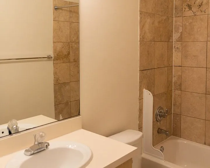 2340 N Milwaukee Ave #2 — Photo 9