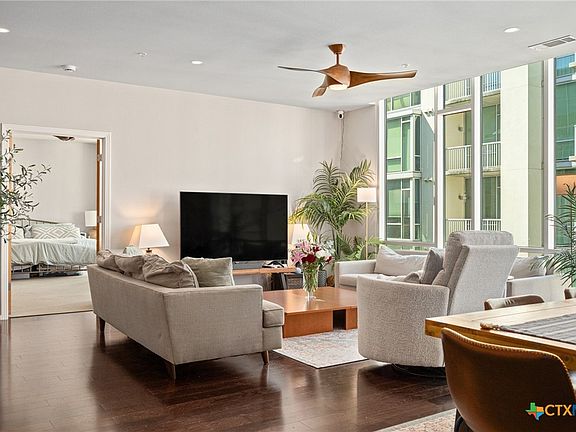 2nd image of 1600 Barton Springs Rd Unit 4401