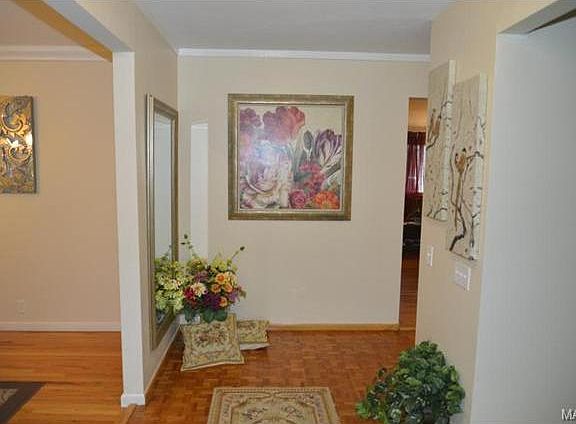 3rd image of 808 Westwood Dr
