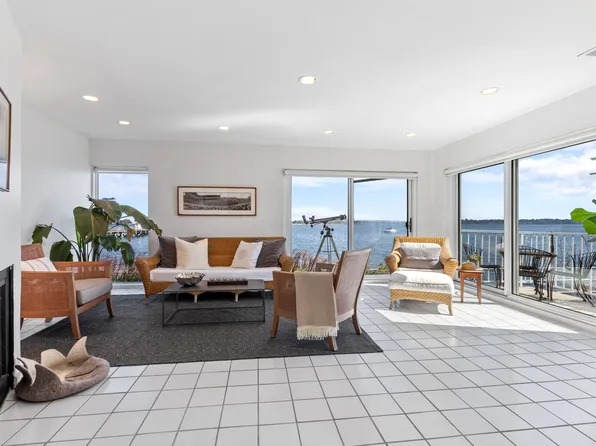 8 Deepwater Way image 4 of 23