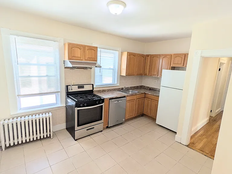110 Murdock St #1 — Photo 8