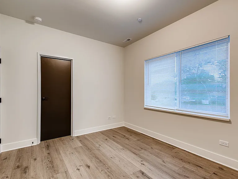 361 Marshall Rd — Photo 27