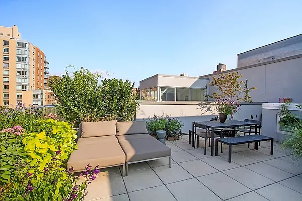 Sold by Compass | media 13