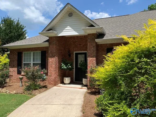 11 Brush Creek Dr, Boaz, AL 35957