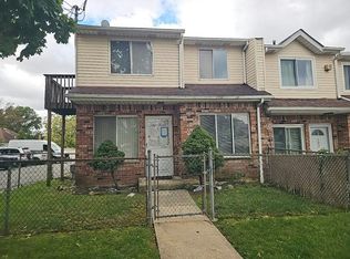 500 Miles Ave, Staten Island, NY 10308