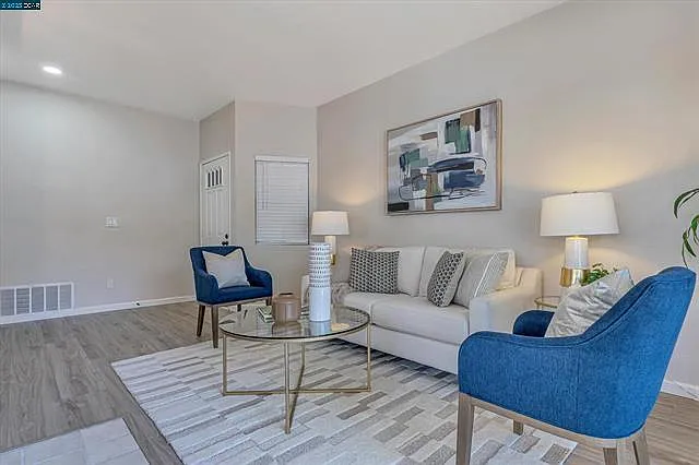 7880 Canyon Meadow Cir #A — Photo 3