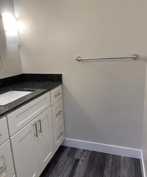 4309 Jellison St #203A — Photo 8