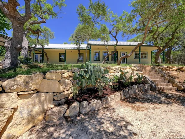 3824 McCall Creek, Blanco, TX 78606