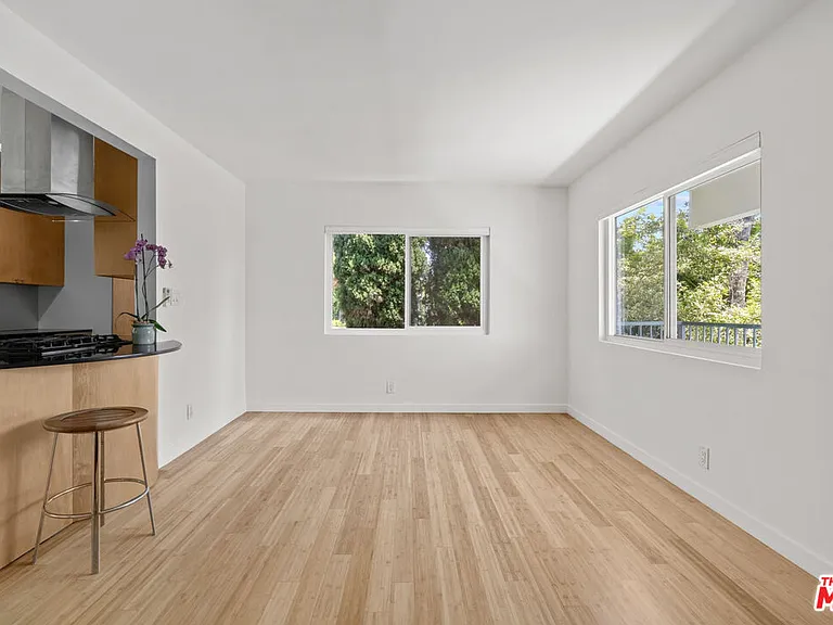631 Pier Ave #3 — Photo 6