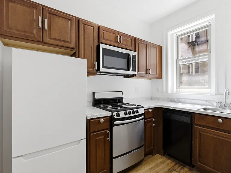 1673 Commonwealth Ave #3 — Photo 10