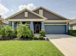 5034 Suncatcher Dr, Wesley Chapel, FL 33545