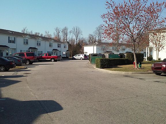 5th image of 3949 Bbb6 Sterling Pointe Dr