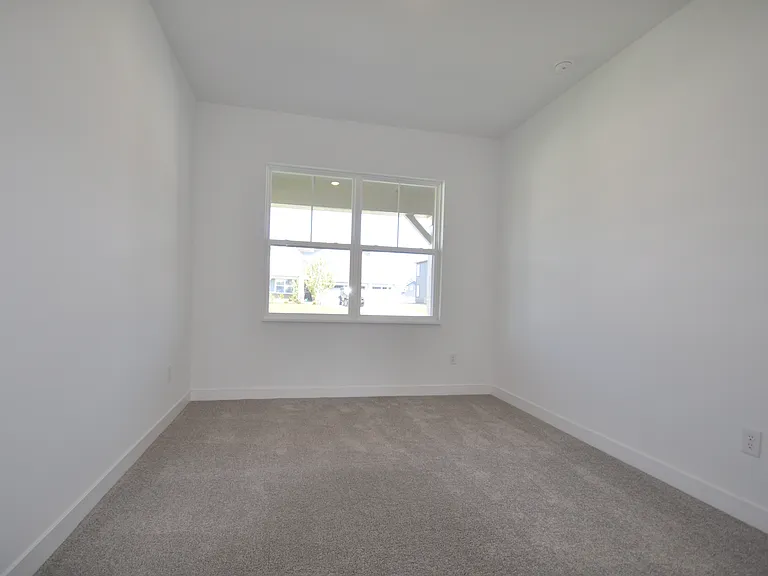 8578 Georgina St — Photo 15
