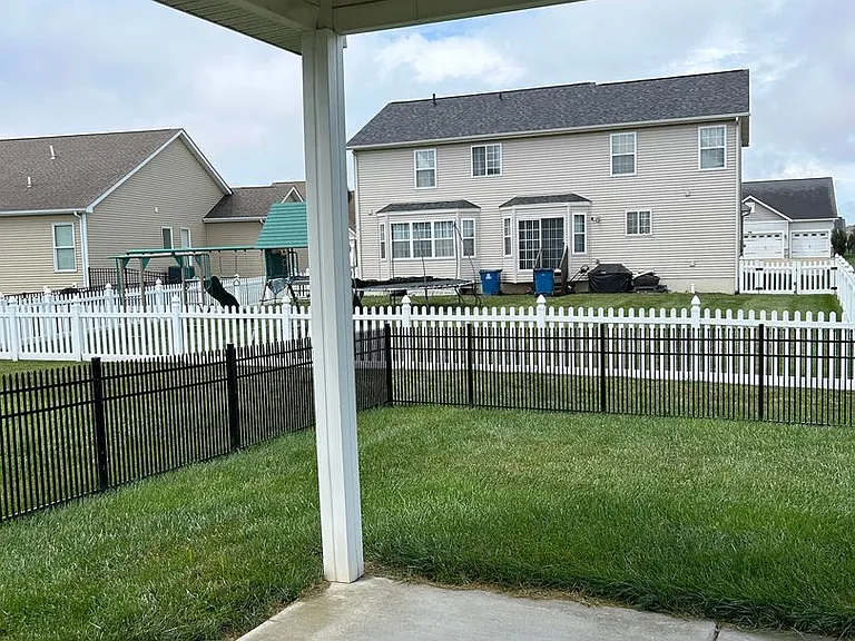 2609 Beacon Point Ct — Photo 8