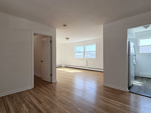 2740 Johnson Ave #2