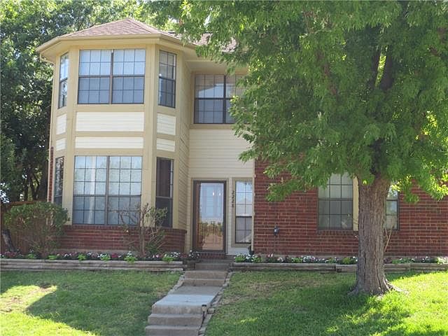 1st image of 2228 Arbor Creek Dr