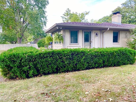 3rd image of 1518 Bowman Dr