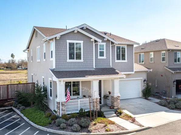 2658 Peterson Creek Drive, Santa Rosa, CA 95403