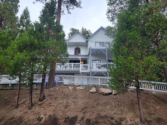 Gorgeous Home in a premium neighborhood