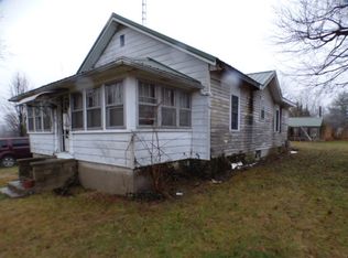 3580 Old Vincennes Rd, Mitchell, IN 47446