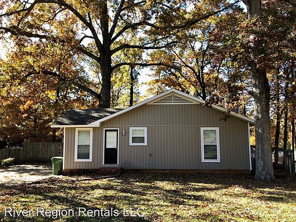 3rd image of 3140 Little John Dr