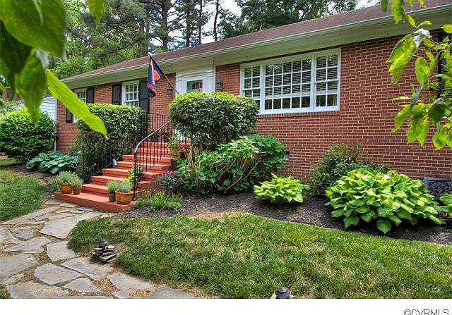1st image of 7437 Wyandotte Dr