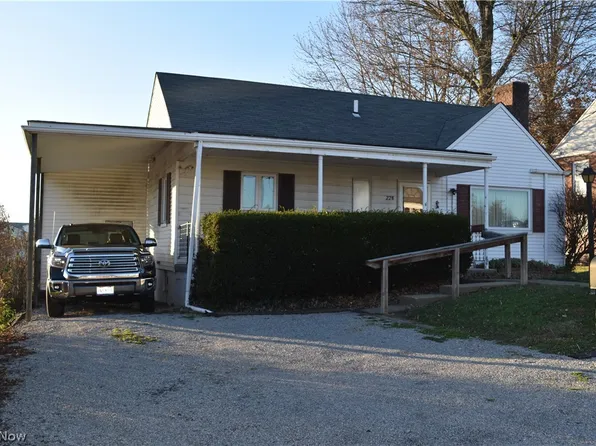 228 S Marietta St, Saint Clairsville, OH 43950