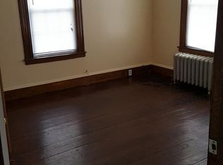 560 Armory St #2, Springfield, MA 01104