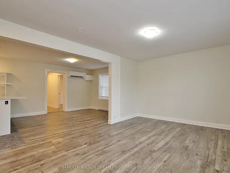 35 Donald St #3 — Photo 10