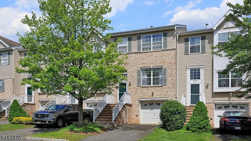 1st image of 804 Tallwood Ln