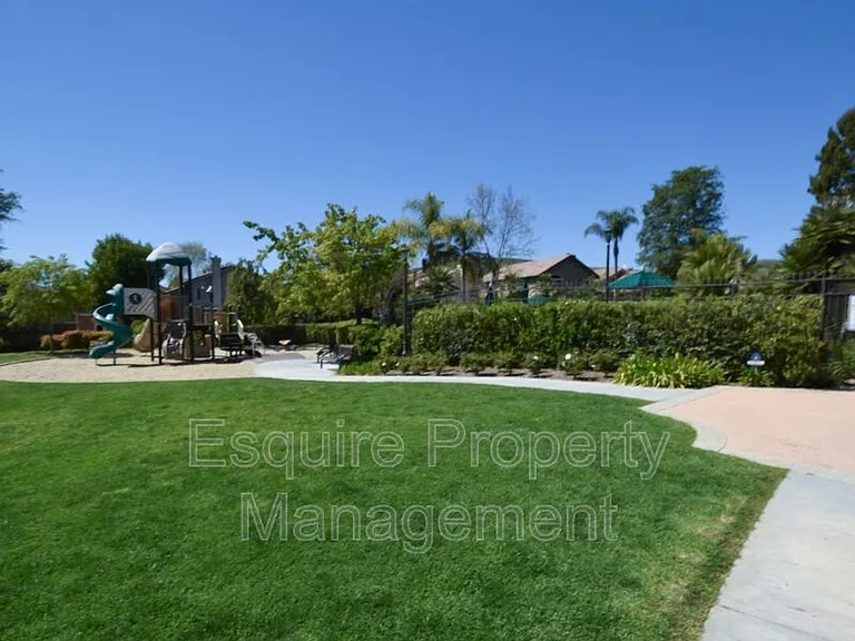 2654 Dorado Ct — Photo 18